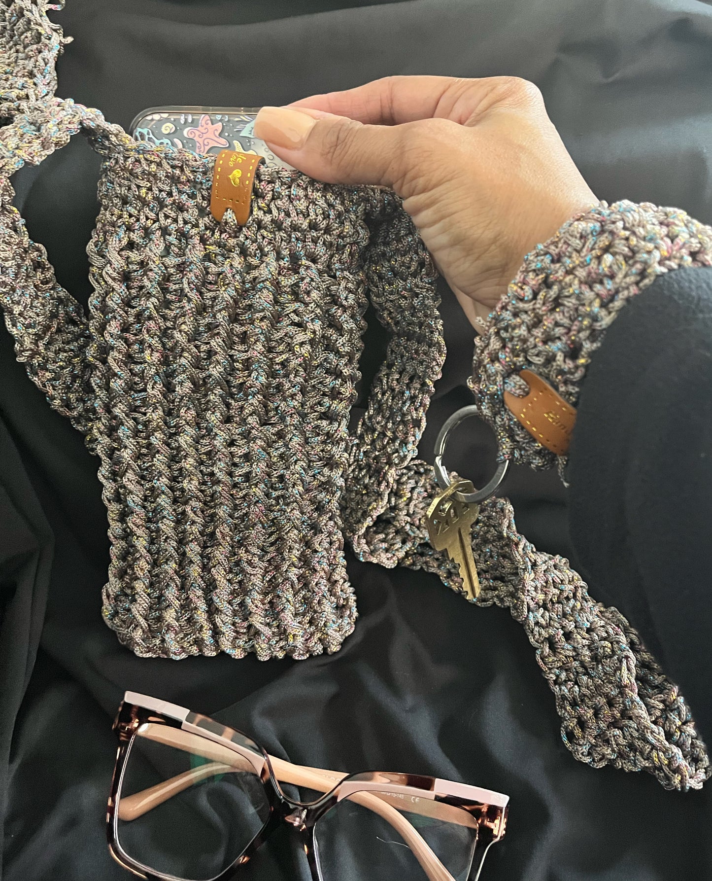 “Knot Your Average Carry Set”